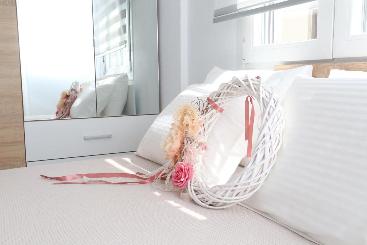 Mare Monte Luxury Apartments 1 Nea Skioni Dış mekan fotoğraf