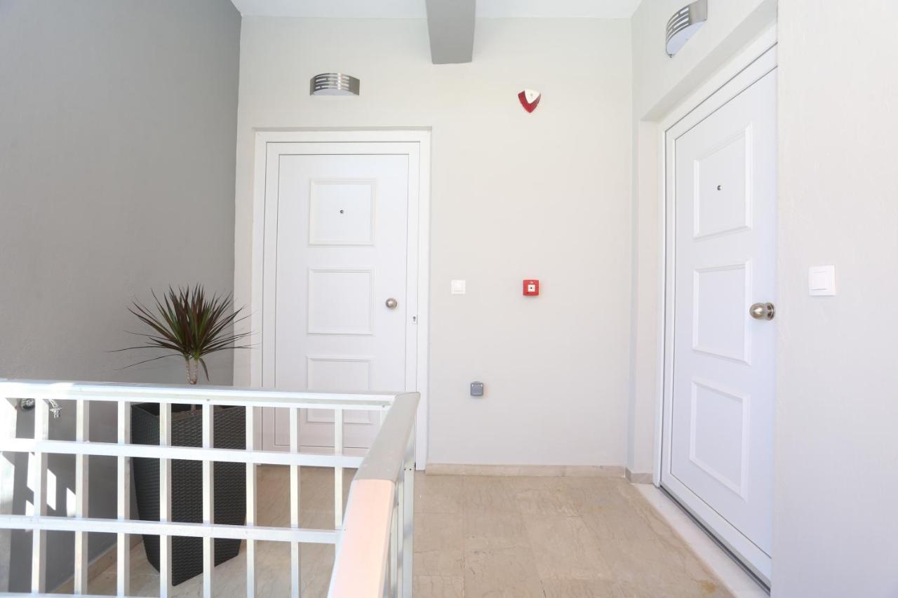 Mare Monte Luxury Apartments 1 Nea Skioni Dış mekan fotoğraf